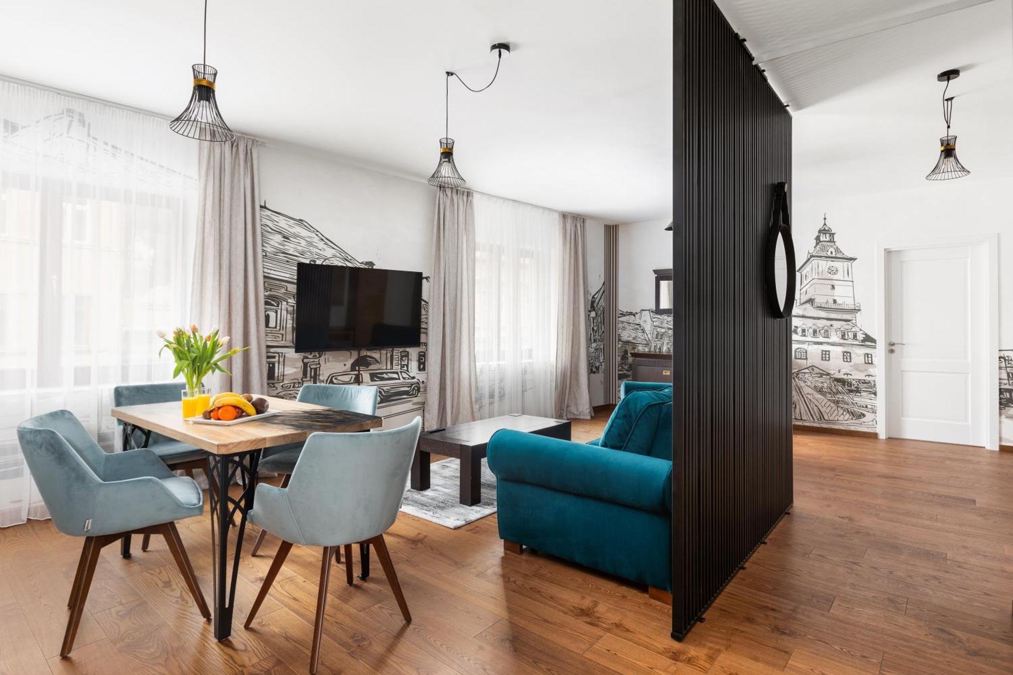 Peak Aparthotel - Old Town - By Cityhost Brašov Exteriér fotografie